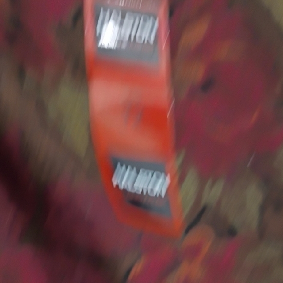 Halston Heritage Floral High Waist Shorts - Red and Green - Picture 12 of 15